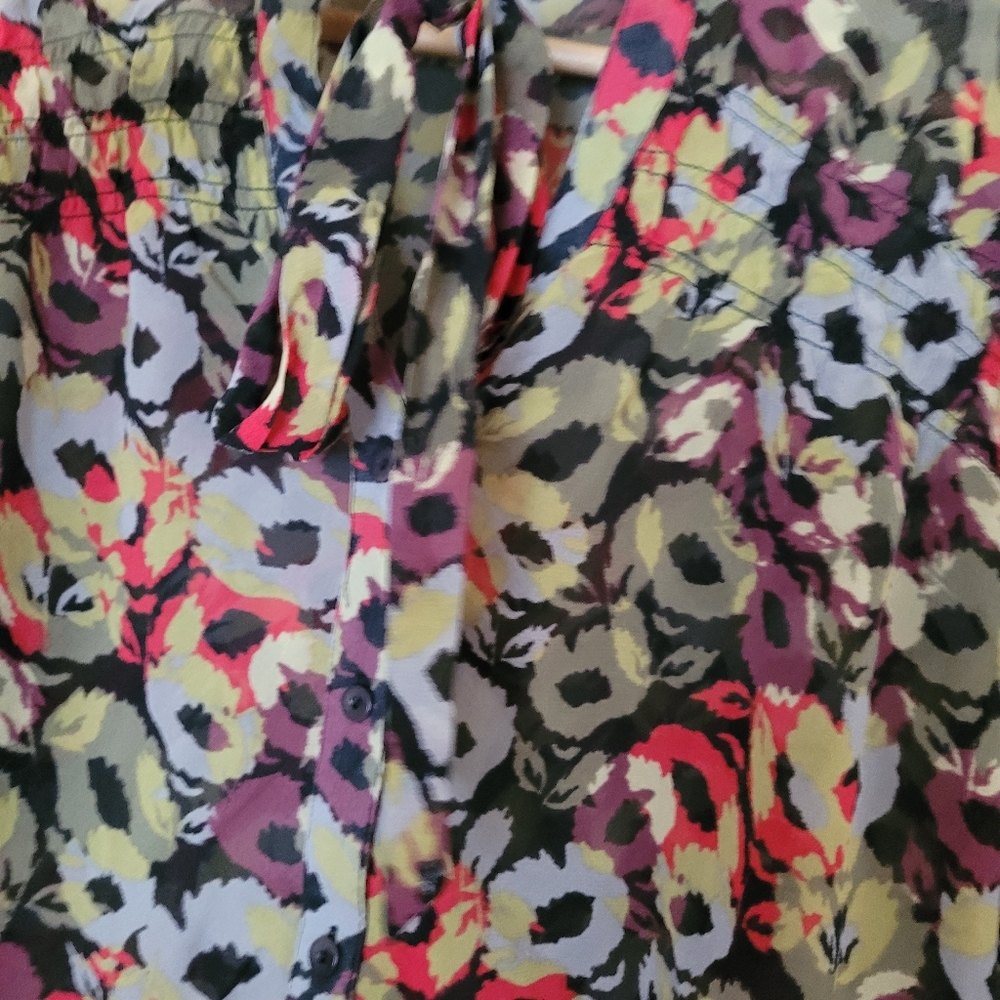 Blouse - Picture 5 of 10